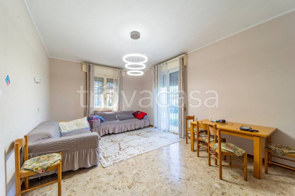 Appartamento in vendita a Parma strada Cava in Vigatto
