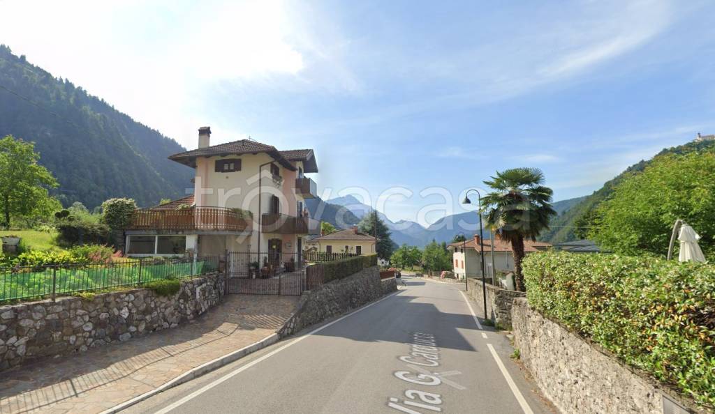 Appartamento in affitto ad Arta Terme via Giovanni Gortani