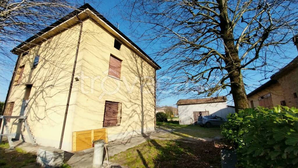 Villa in vendita a San Giovanni in Persiceto via Bevilacqua, 31