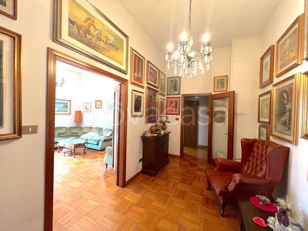 Appartamento in vendita a Bologna via Giovanni Amendola
