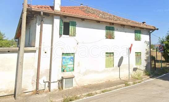 Casa Indipendente in vendita a Giavera del Montello via Casa Rossa