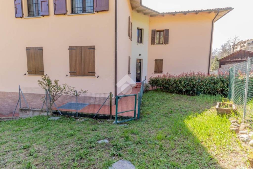 Appartamento in vendita a Monte San Pietro via s. Bignami, 23