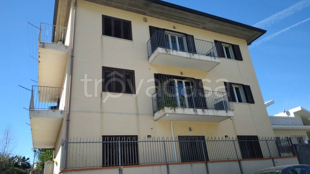 Appartamento in affitto a Gravina di Catania via Don Giovanni Bosco