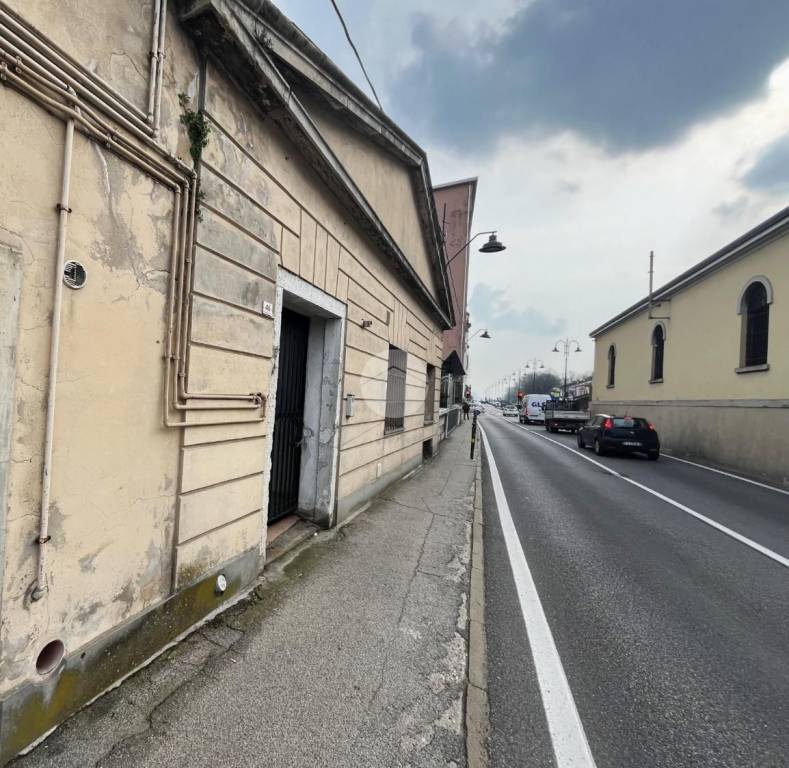 Garage in vendita a Battaglia Terme via maggiore, 46