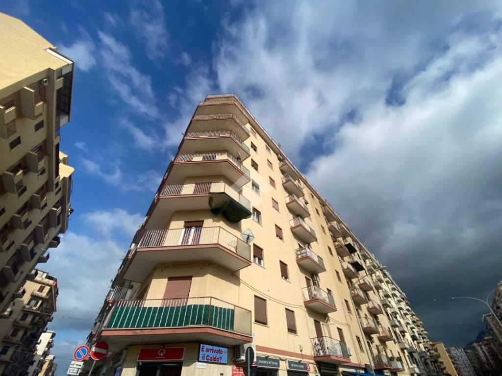 Appartamento in affitto a Palermo via Mendola, 126