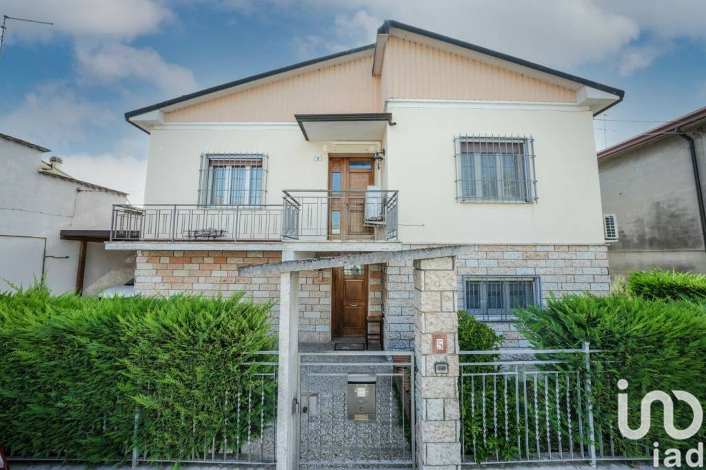 Villa in vendita a Portomaggiore via eugenio curiel