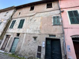 Casa indipendente in in vendita da privato a toirano via camillo benso di cavour