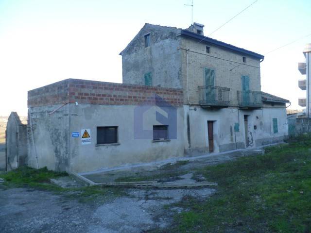 Casale in vendita a Castel Frentano via Cesare De Titta