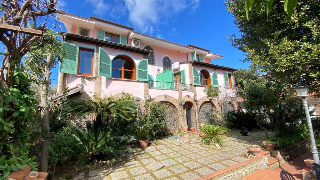 Villa in vendita a Castellabate corso De Angelis, 50