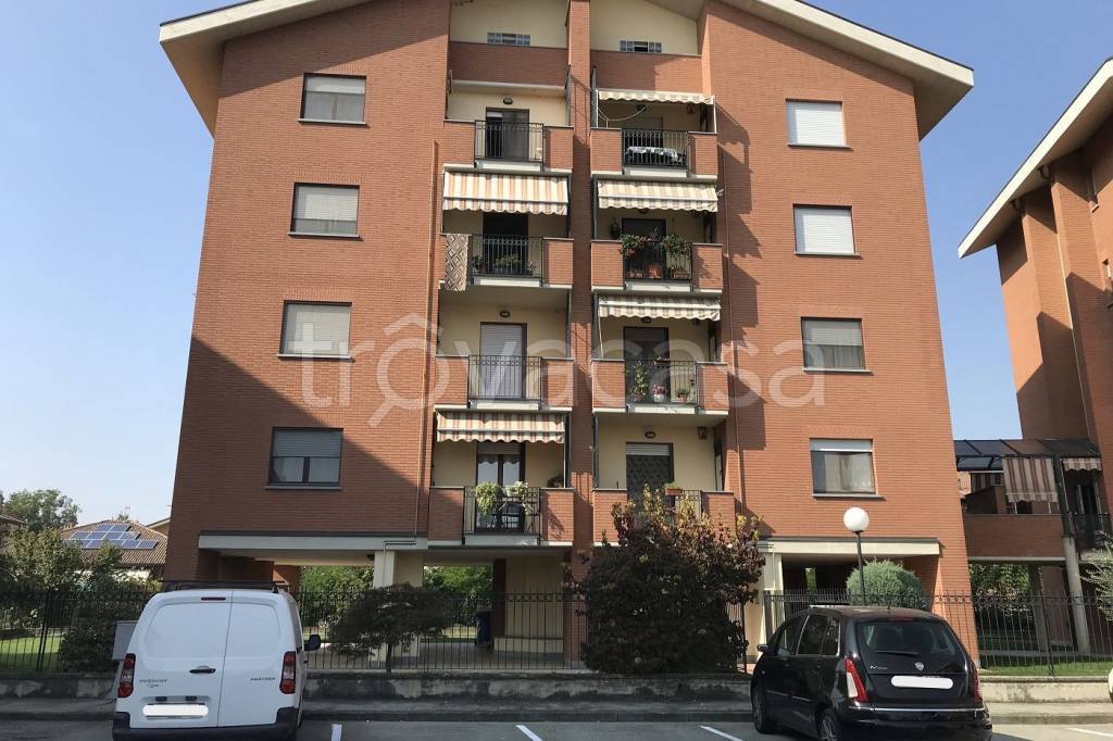 Appartamento in in affitto da privato a Carmagnola via del Porto, 41