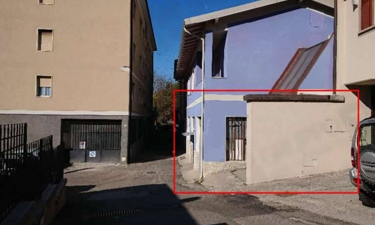 Garage in vendita a Lumezzane via San Faustino