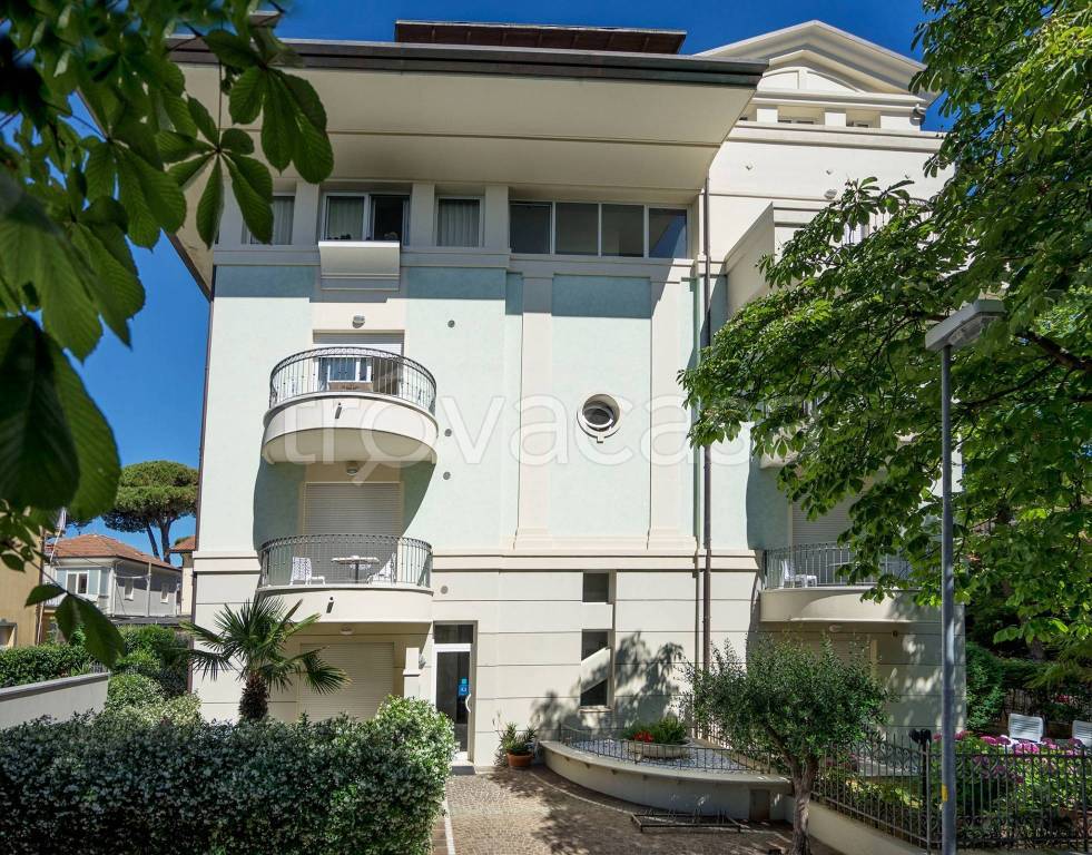 Appartamento in vendita a Riccione viale Giordano Bruno