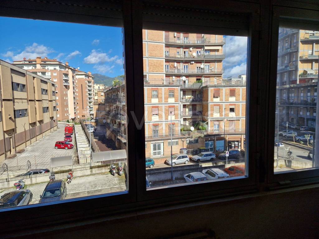 Appartamento in affitto a Terni via Giuseppe Di Vittorio