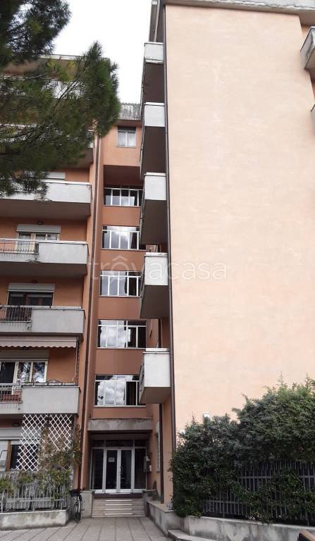 Appartamento in vendita a Foligno via Friuli, 3