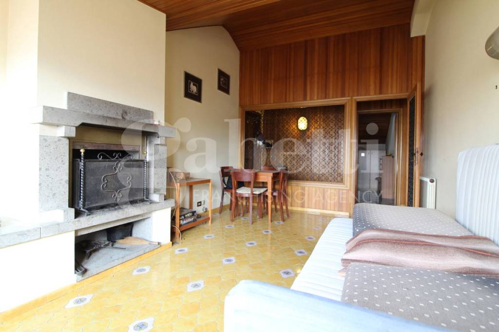 Appartamento in vendita a Castel di Sangro via Antonella d'Aquino, 42