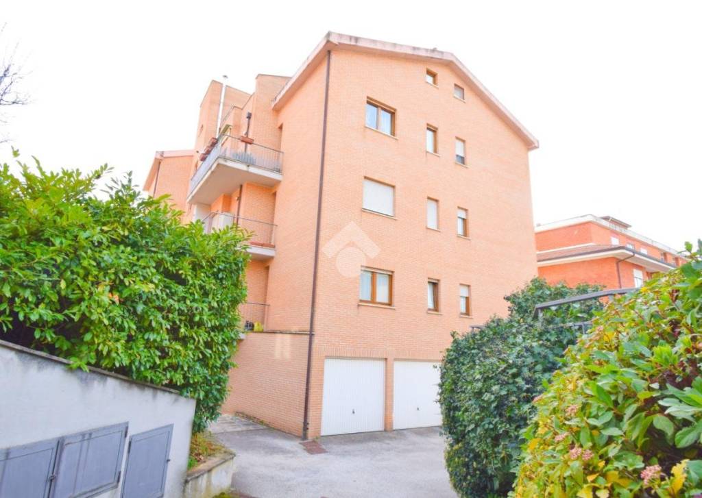 Appartamento in vendita a L'Aquila via Chieti, 13