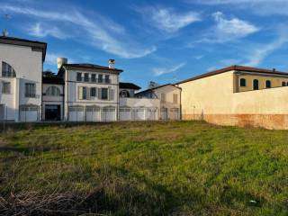 Terreno residenziale in vendita a suzzara via curtatone e montanara