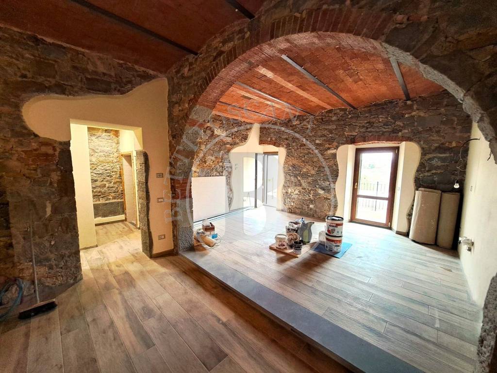 Appartamento in vendita a Castellina in Chianti via delle Mura