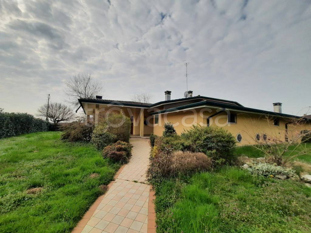 Villa in vendita a Resana via Piave, 31
