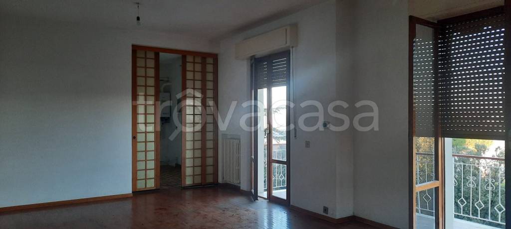 Appartamento in in affitto da privato a Monsano via Marche, 16
