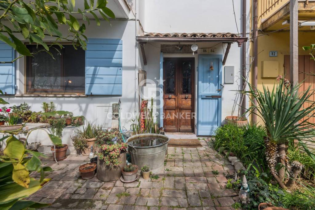Casa Indipendente in vendita a Misano Adriatico via scacciano, 86