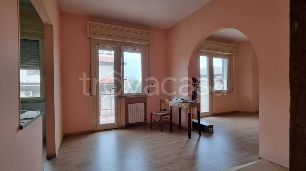 Appartamento in vendita a Pescara via Monti di Campli
