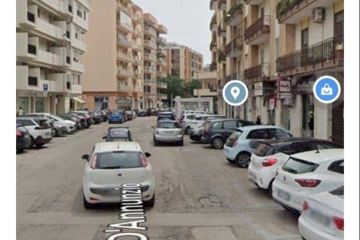 Garage in affitto a Lecce via Gabriele d'Annunzio