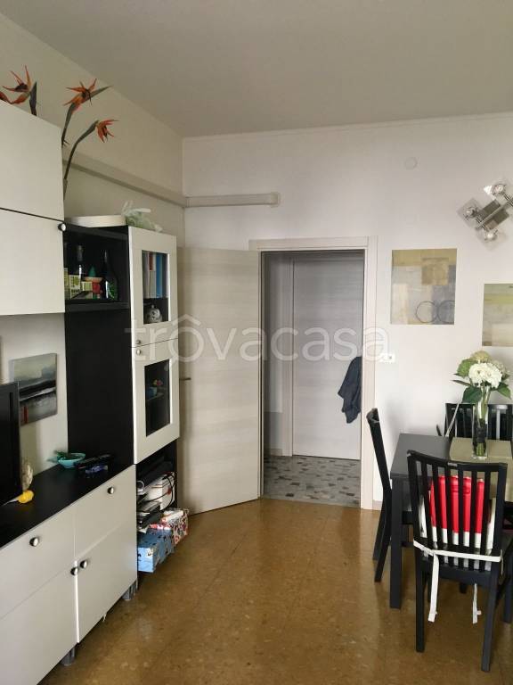 Appartamento in in affitto da privato a Milano via Cardinale Giuseppe Mezzofanti, 24