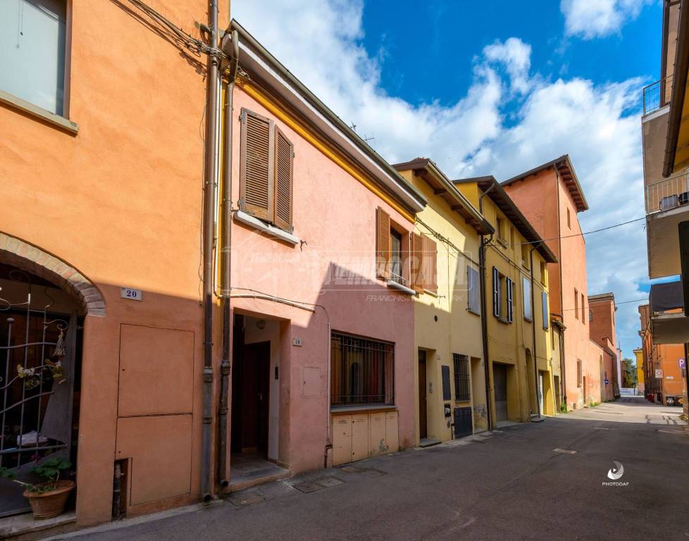Appartamento in vendita a Castel Bolognese via Natale Rondanini 18