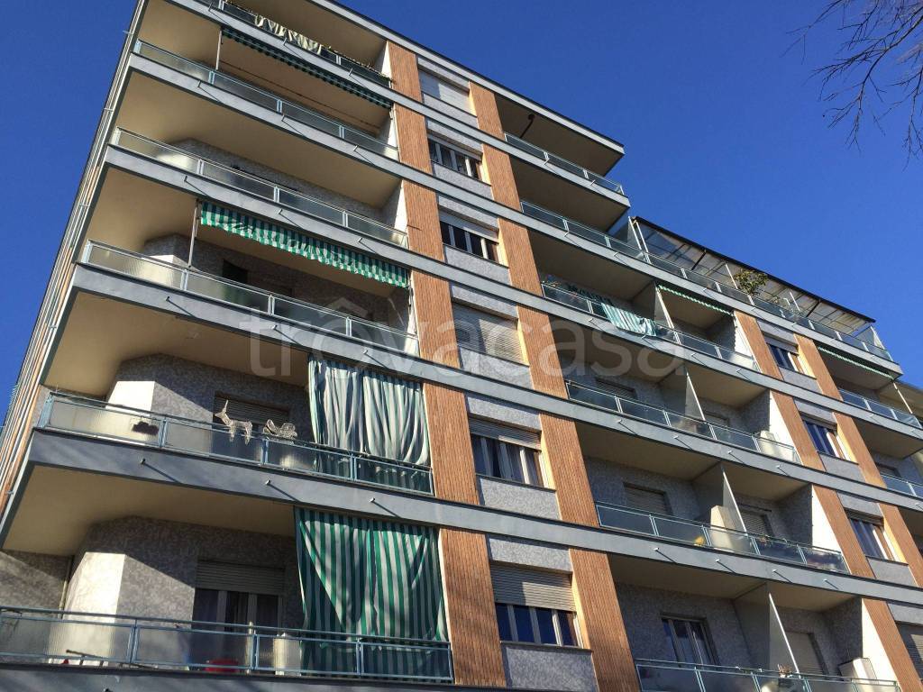 Appartamento in in affitto da privato a Torino corso Francia, 356