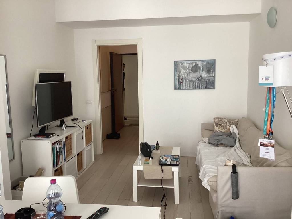 Appartamento in affitto a Milano viale Ortles, 54/a