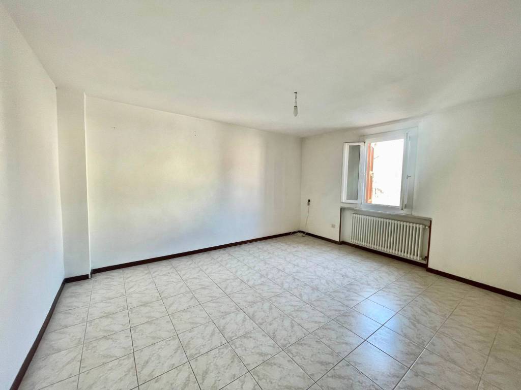 Appartamento in vendita a Reggio nell'Emilia via Francesco Guicciardini