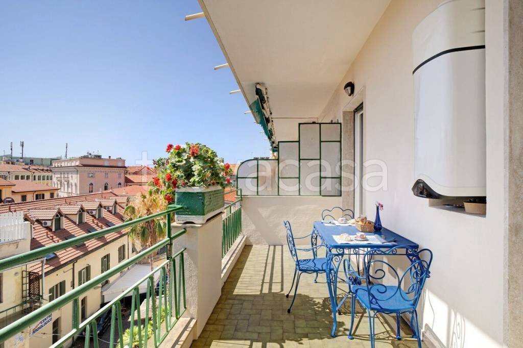 Appartamento in affitto a Sanremo via San Francesco, 37