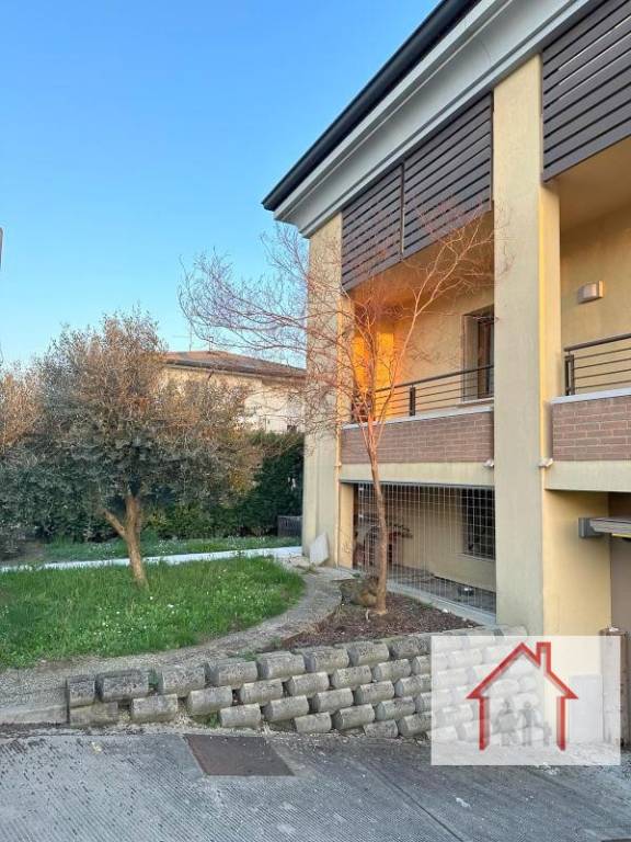 Villa a Schiera in vendita a Susegana via IV novembre