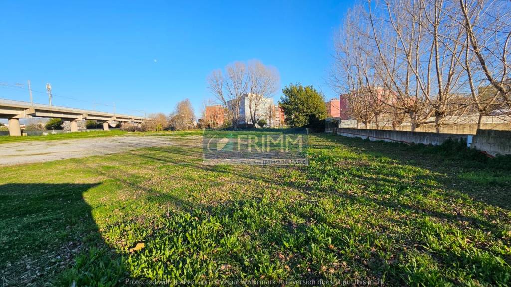 Terreno Residenziale in vendita a Pomigliano d'Arco viale Giovanni Falcone