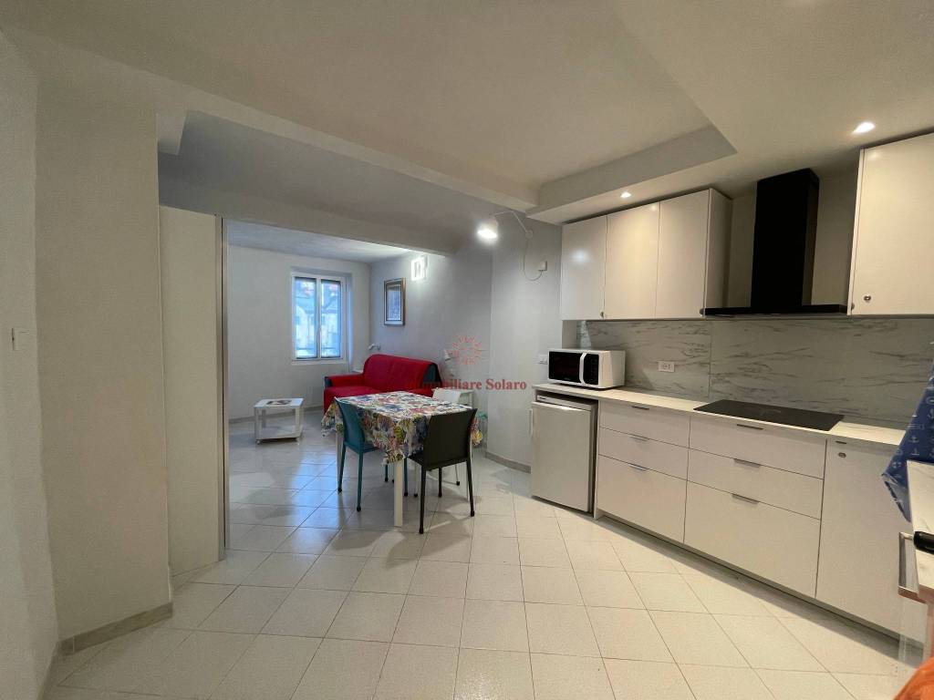 Appartamento in affitto a Varazze via Lanzerote Malocello, 29