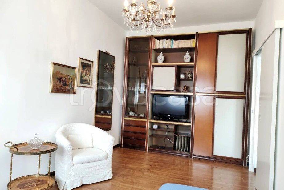 Appartamento in in affitto da privato a Corsico via Sebastiano Caboto, 23