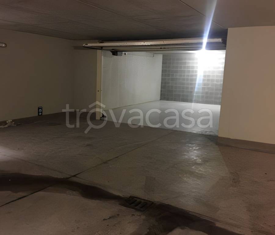 Garage in vendita a Cornate d'Adda via Giuseppe Mazzini 15