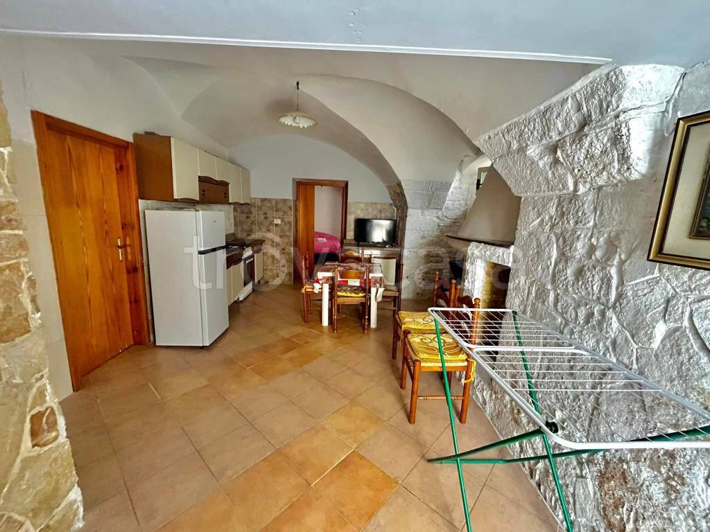 Appartamento in affitto a Cassano delle Murge via Cesare Battisti