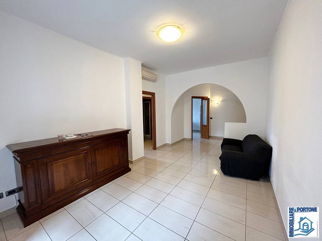 Appartamento in affitto ad Arese via Giacomo Matteotti, 22