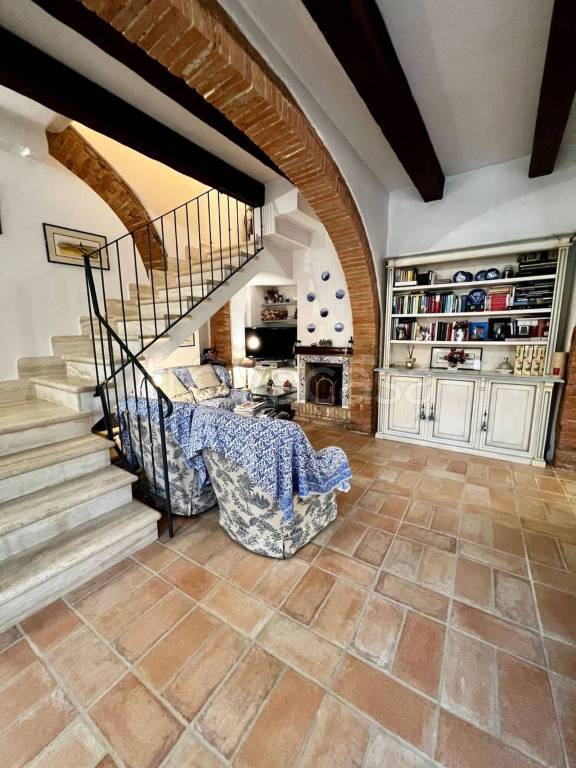 Villa in vendita a Montalcino strada Provinciale 60/a