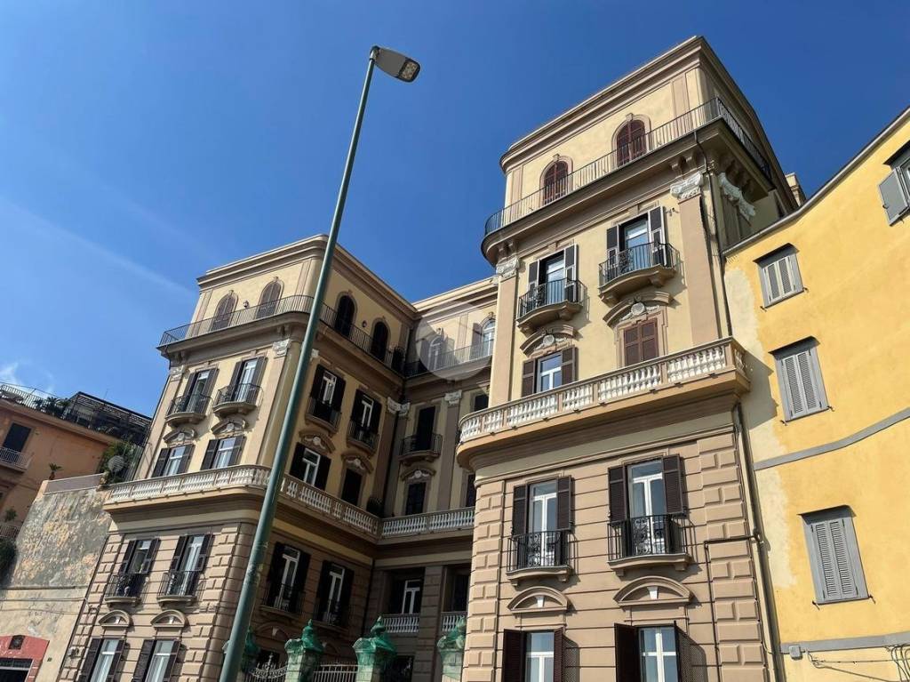 Appartamento in affitto a Napoli via Posillipo, 290