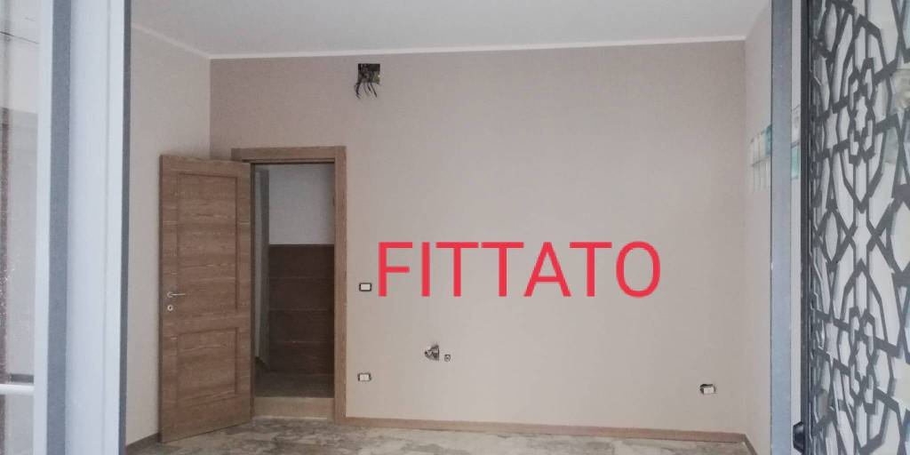 Ufficio in affitto ad Aversa via Pietro Rosano, 54