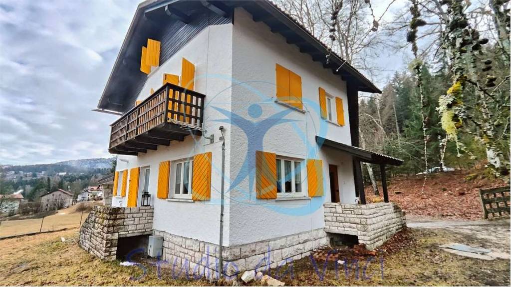 Villa in vendita a Folgaria strada provinciale, 150