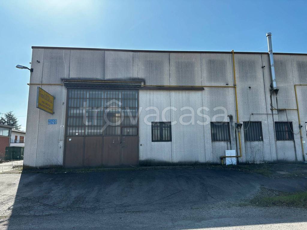 Capannone Industriale in in vendita da privato a Valsamoggia via del Lavoro, 161