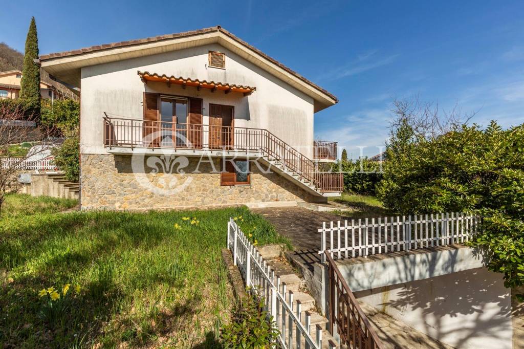 Villa in vendita a Montepulciano via dei Ciclamini, 55