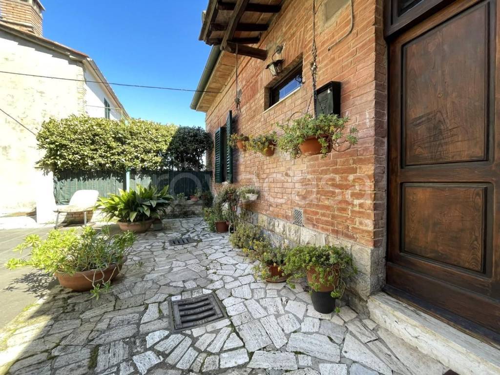 Appartamento in vendita a Castelnuovo Berardenga piazza Vittorio Emanuele