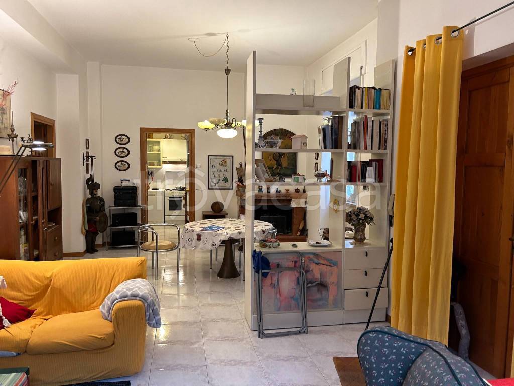 Appartamento in vendita a Orvieto via Postierla