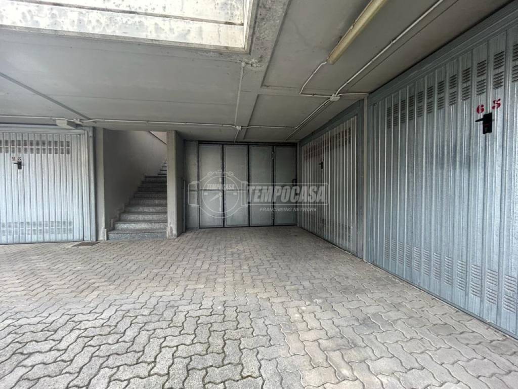 Garage in vendita a Volpiano corso platone 11