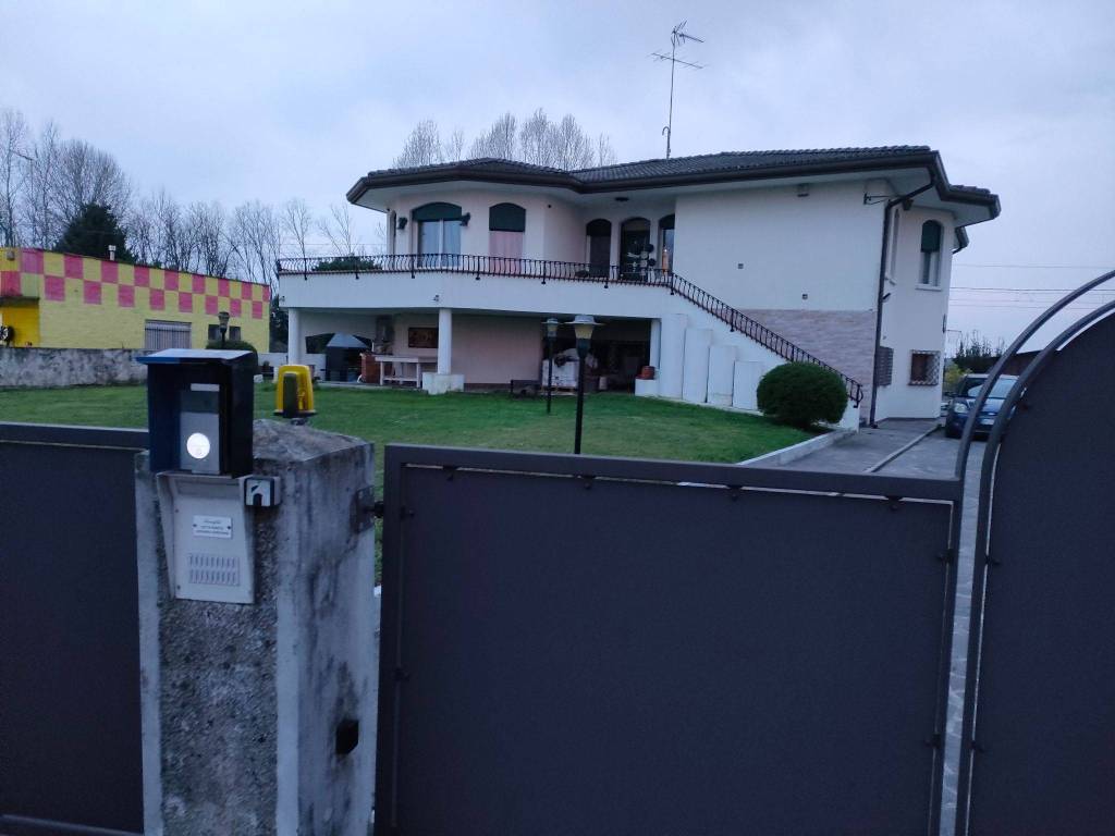 Villa in in vendita da privato a Gorgo al Monticano via Postumia di Sala, 34